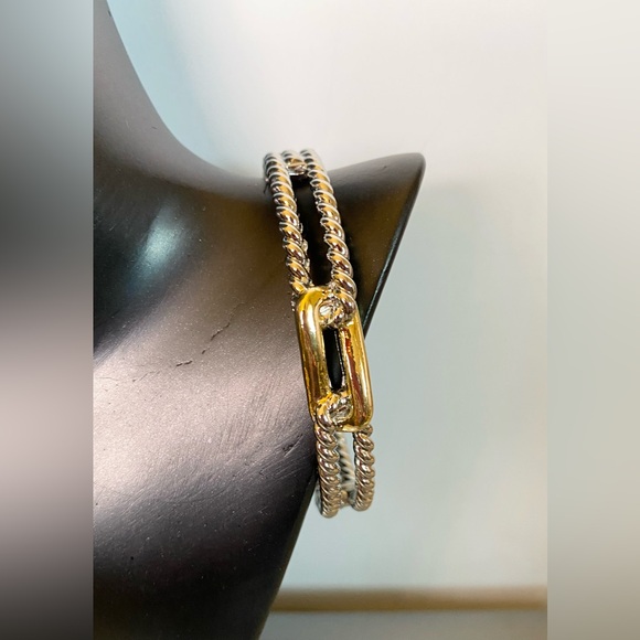 Elegant Two-Tone Bracelet (Set) - Picture 4 of 4